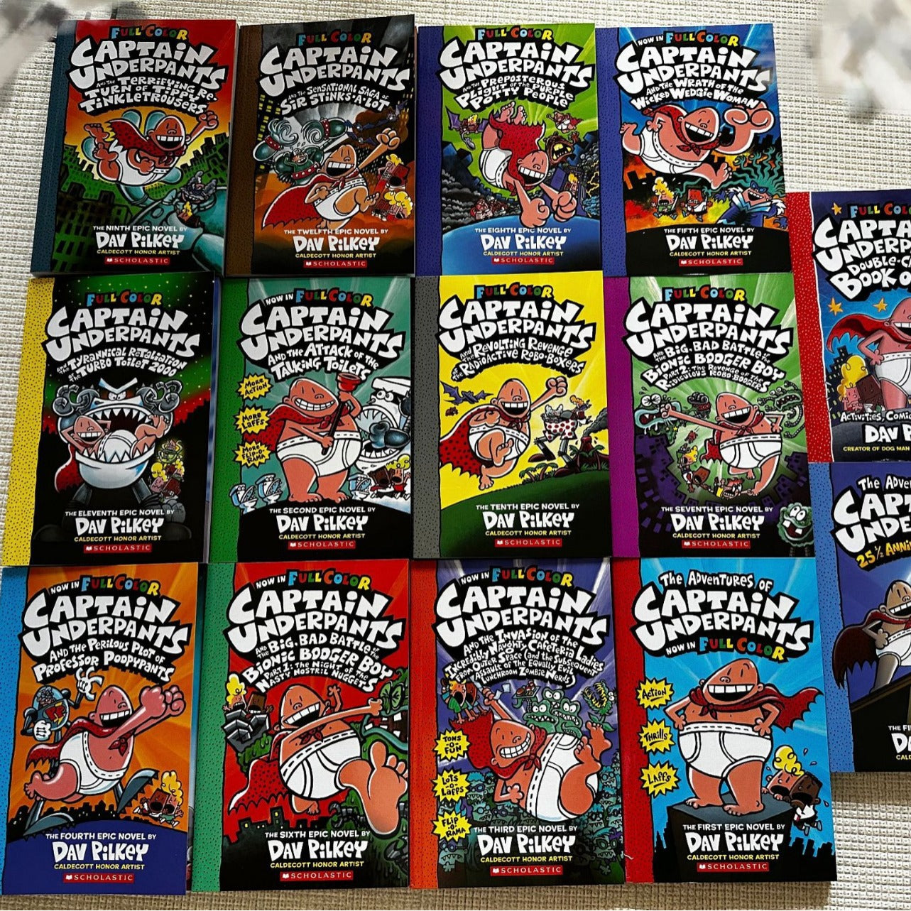Captain Underpants: Captain Underpants Box Set x 12 and 14pcs