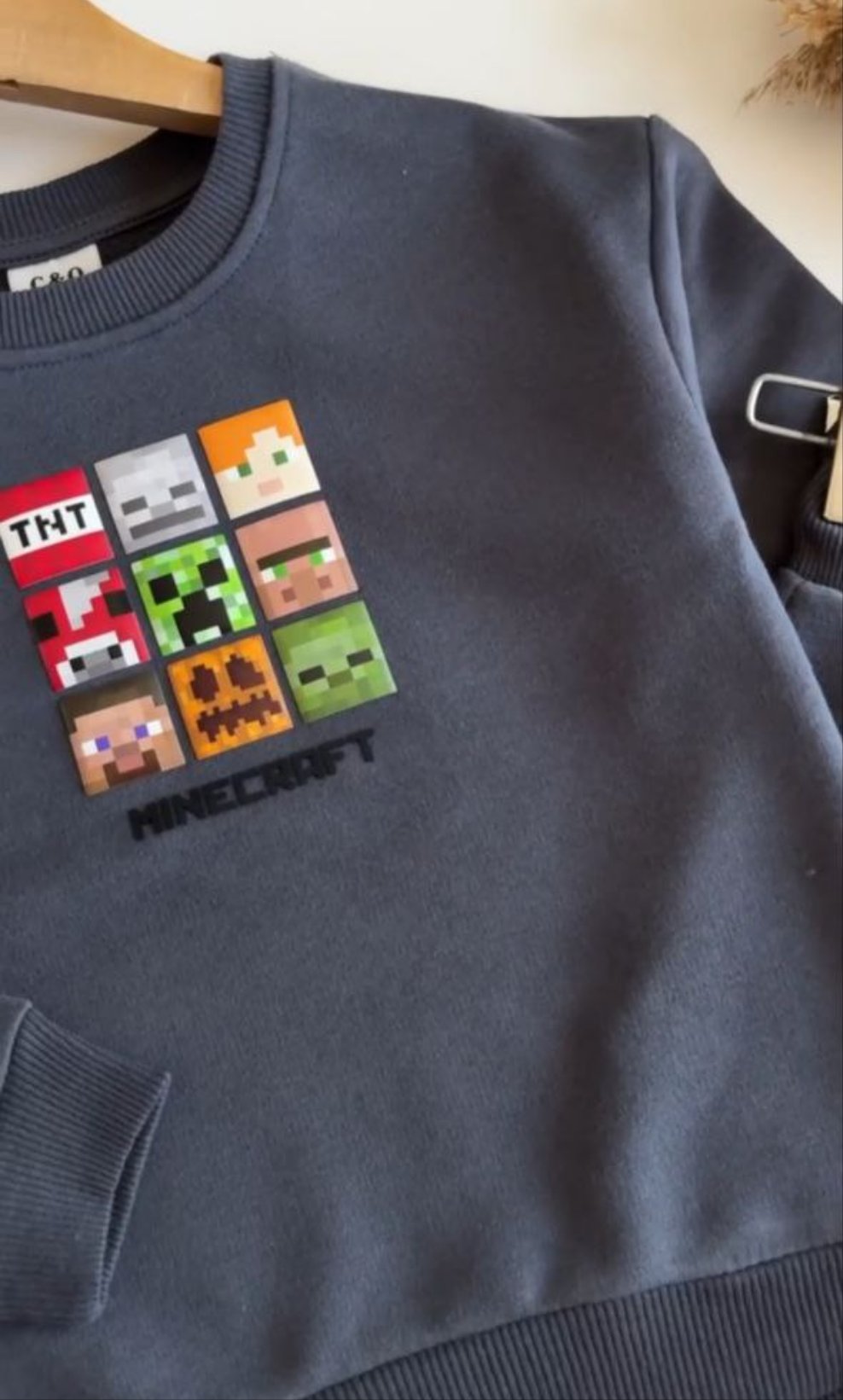 Kids’ Dark Grey Minecraft Cotton Outfit / 3–4Y