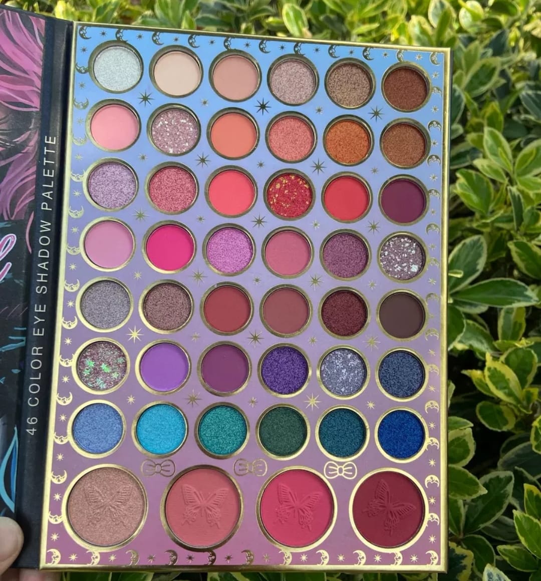 46 Colors Goth Girl Matte Eyeshadow Palette with Mirror