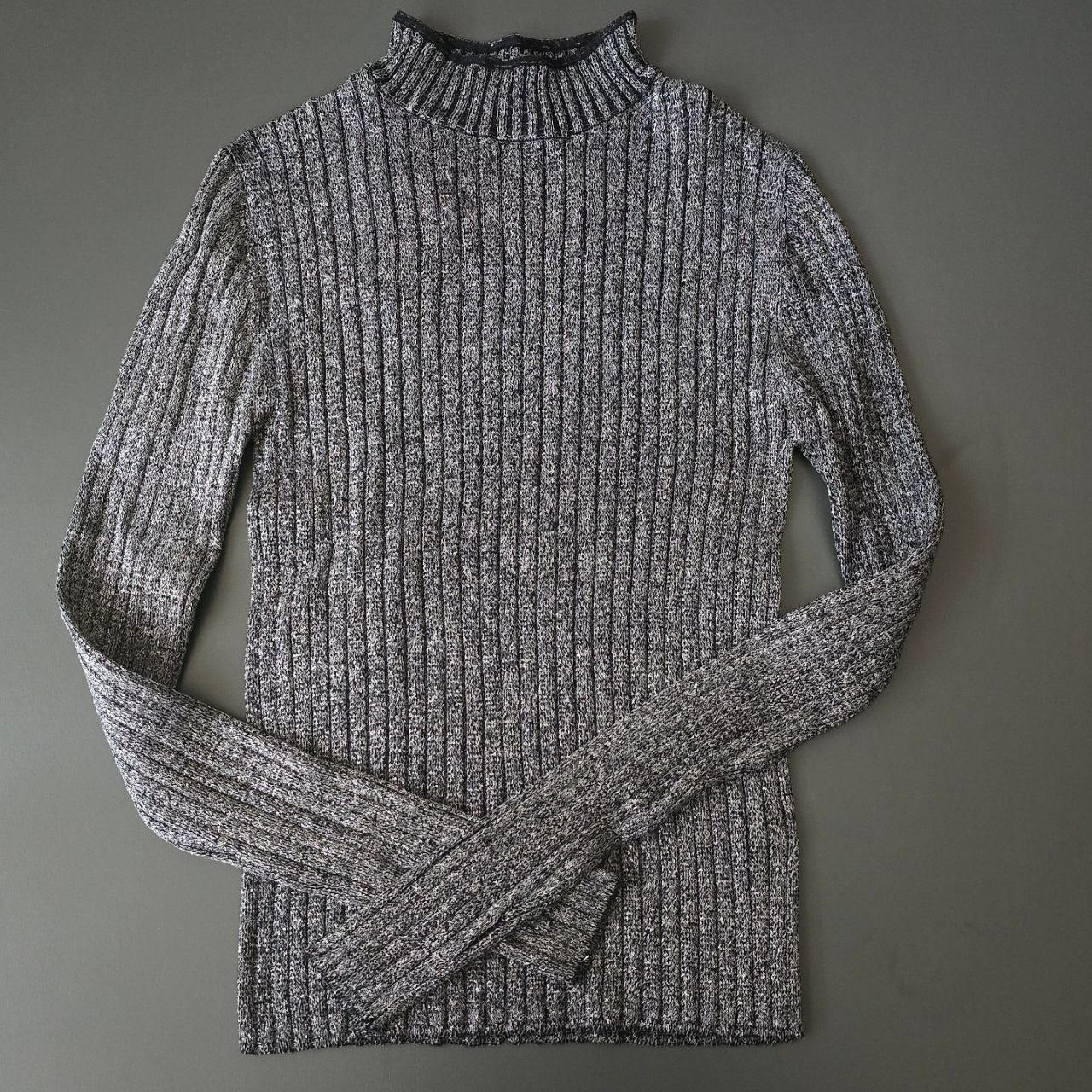 Sweater For Woman Brand:Terranova Size Medium