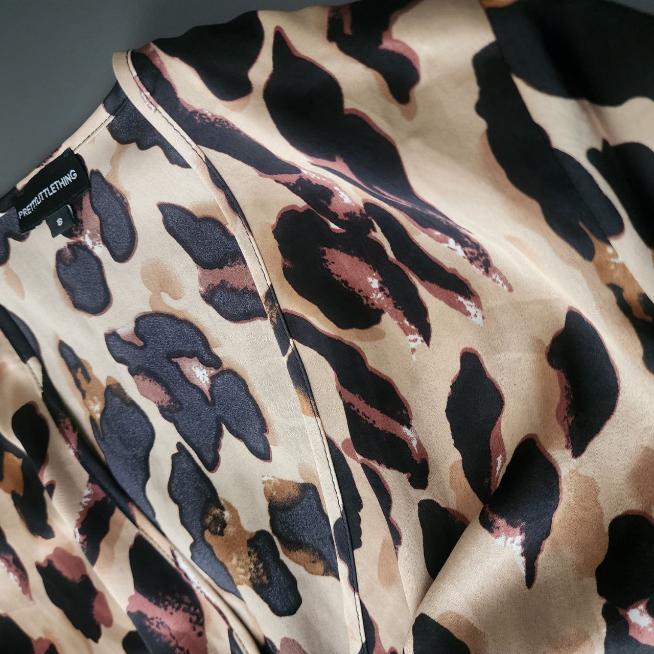 Dress Lion Design Long Sleeve Brand:PrettyLittleThing Size S