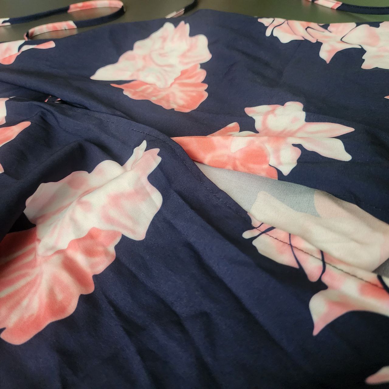 Long Dress For Women V Neck Open Back Brand:Yoins Size M-L