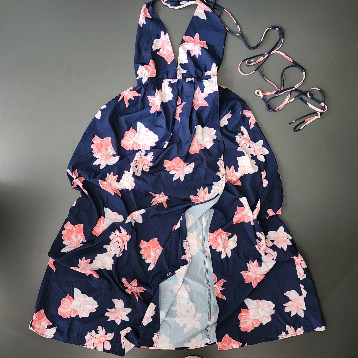 Long Dress For Women V Neck Open Back Brand:Yoins Size M-L