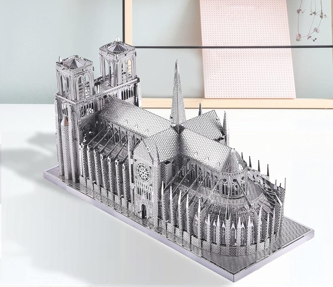 3d metal model Notere Dame Cathedral 14+