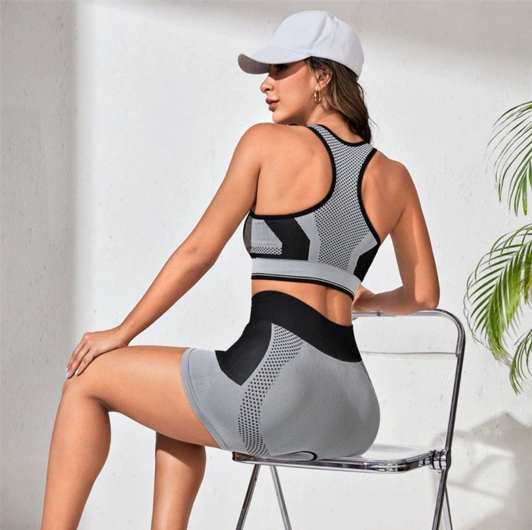 Women Sport Wear Bra & Short Workout Set