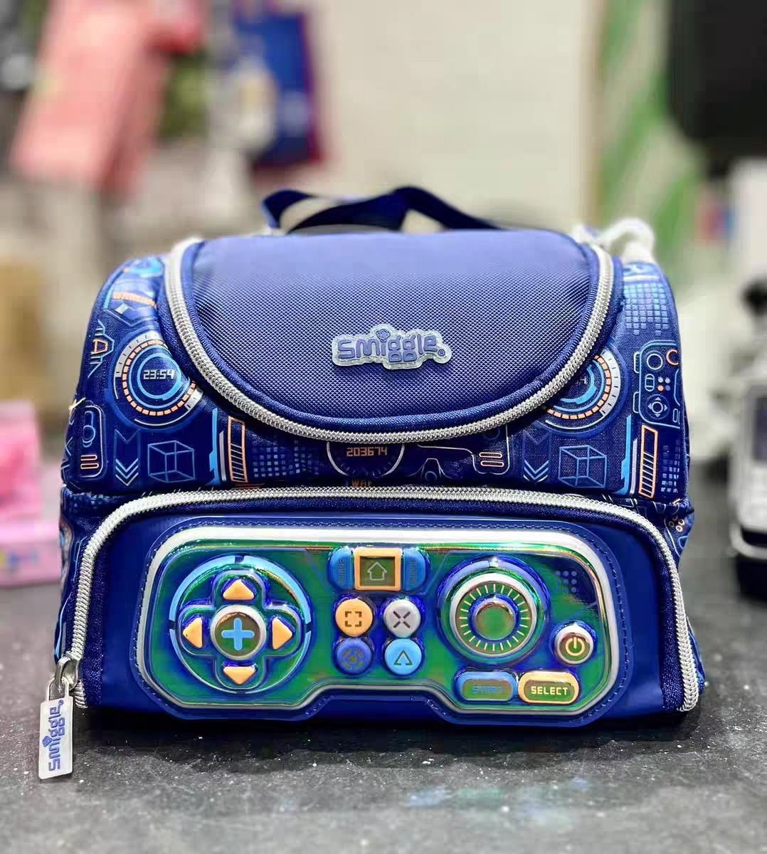 Smiggle Game Design Lunch Bag