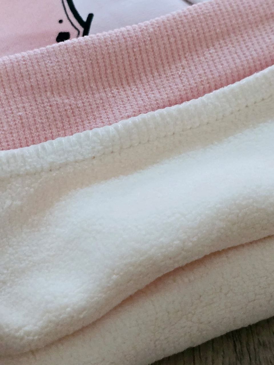 Pyjamas With Fleece For Baby Girl Hello Kitty Design Size 6-36 months