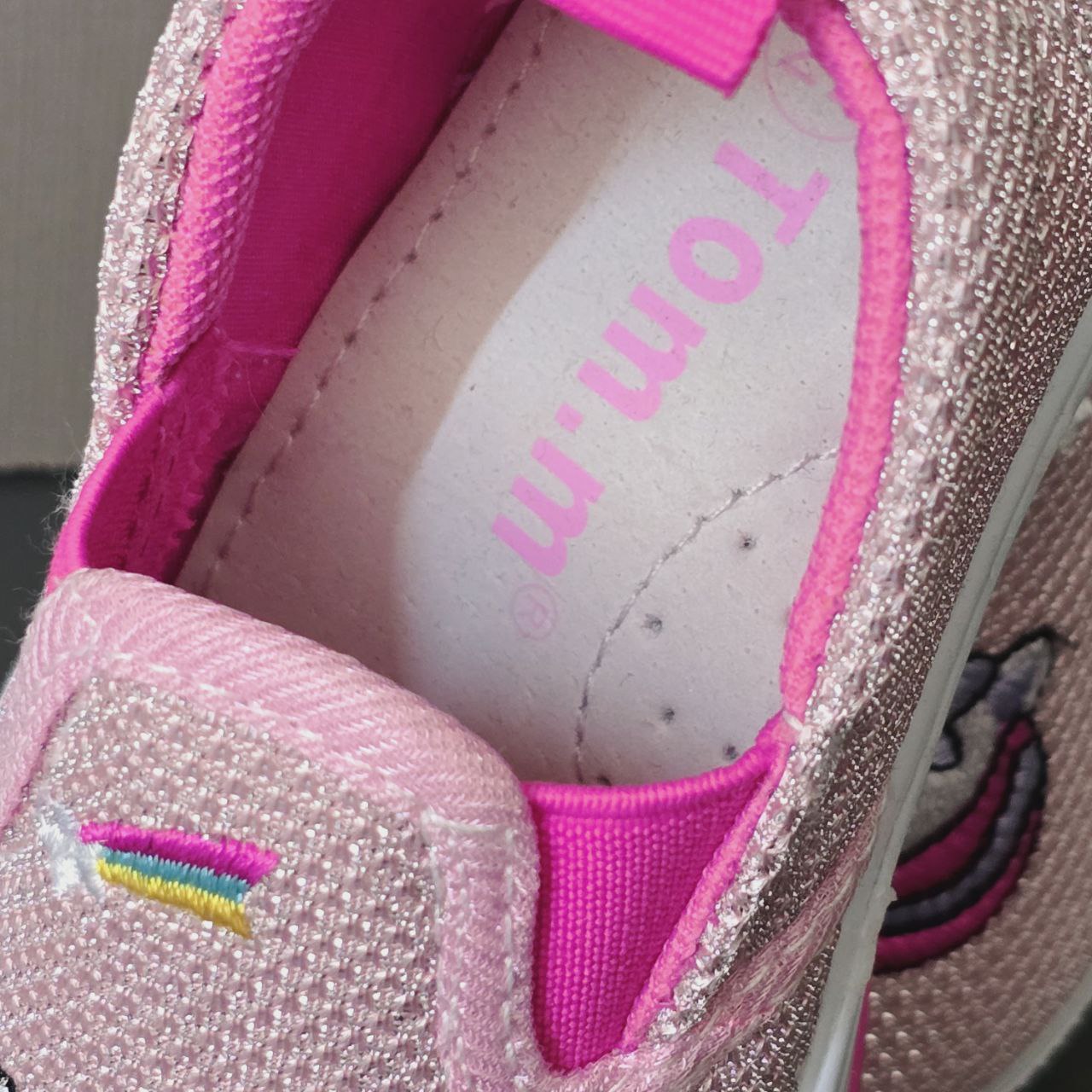 Sneaker For Girls Leather Insole With Arc Size 22-23