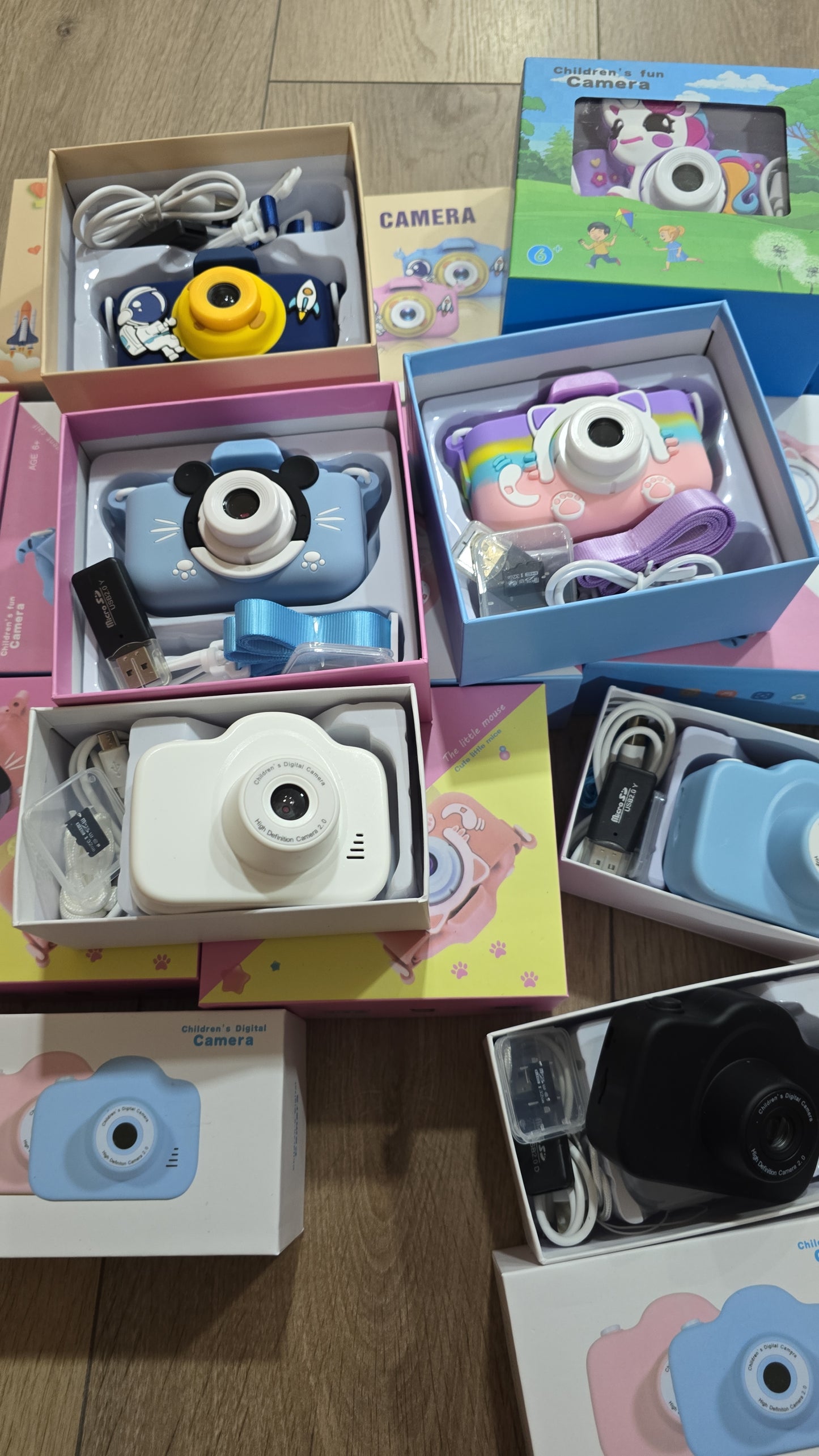 Classic Camera Digital For Kids 3 Colors + 32 GB