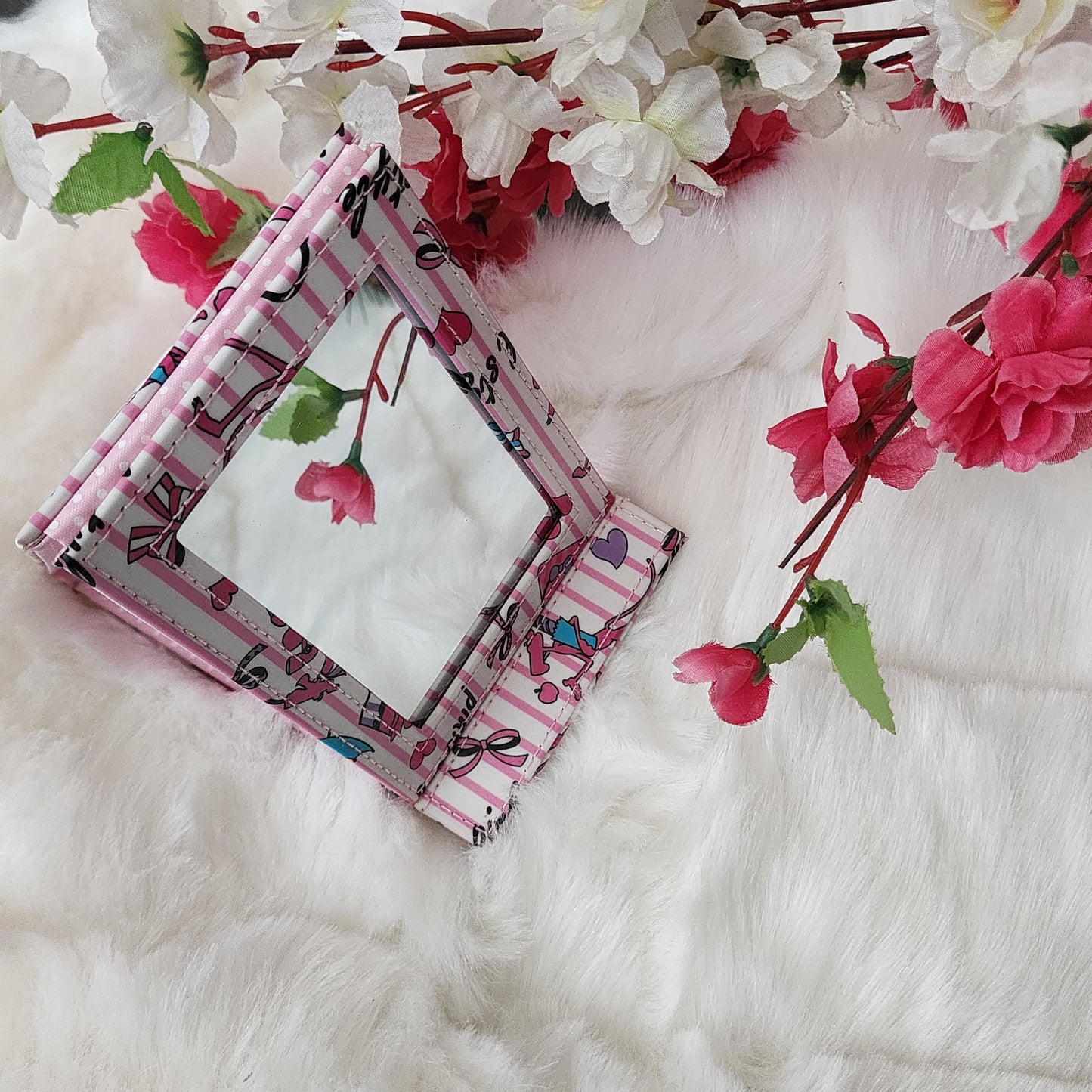 Cosmetic Pink Mirror for Women 14×10 cm