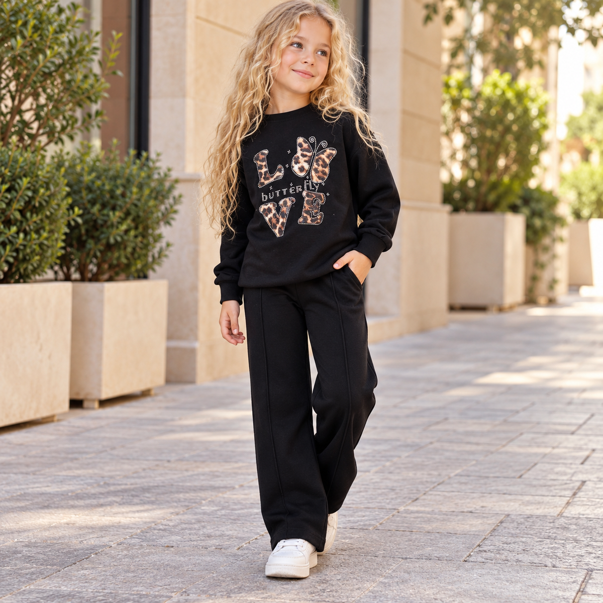 Girls’ Black LOVE Fleece Sweatshirt & Joggers Set / 3–10Y