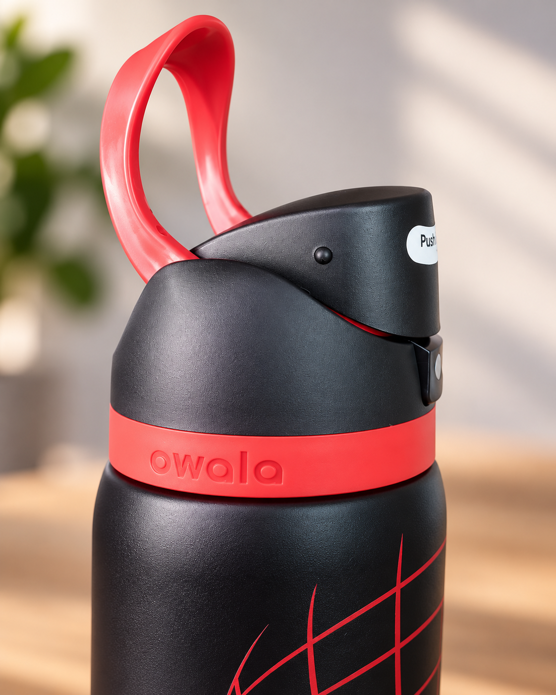 Owala Stainless Steel FreeSip Leak-Proof | Spider-Man | 32 Oz | 950 ml