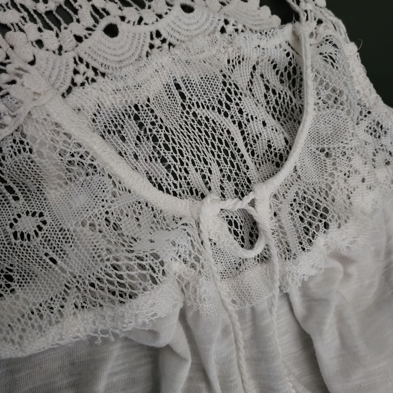 Lace Top For Women Brand:New Look Size M