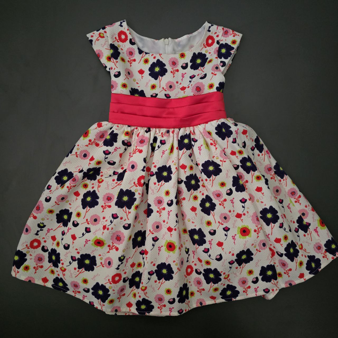 Amazing Floral Dress Size 3-5y