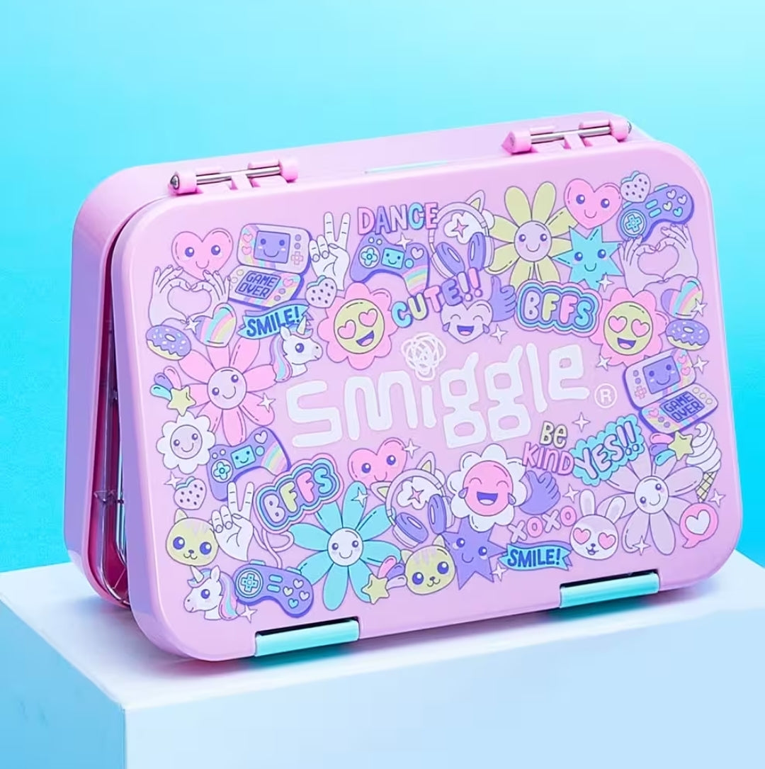 Smiggle Lunch Box Bento Flower Design  21x15cm