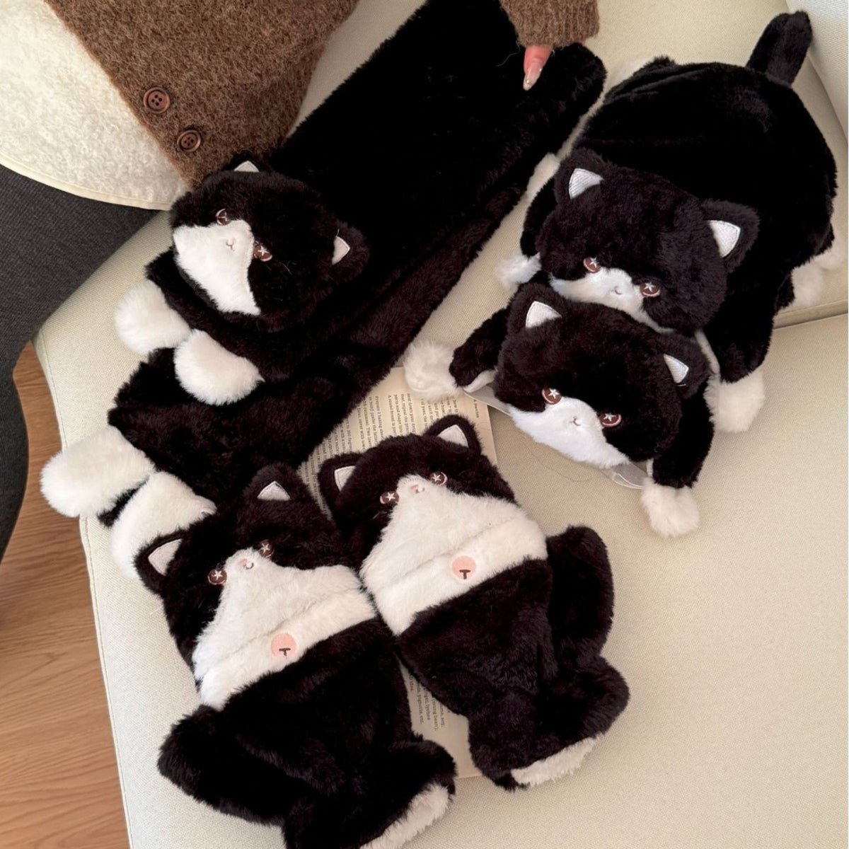 Complete matching black cat winter scarf and convertible mittens set
