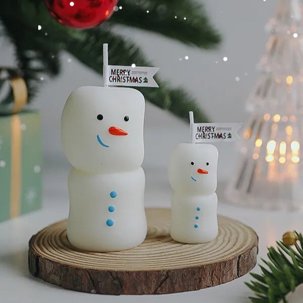 Snowman Scented Candle Gift Set – 2 Pieces | English Pear & Freesia