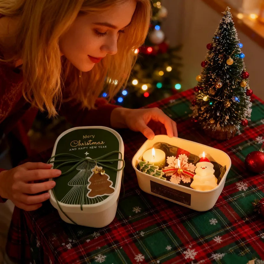 Christmas Scented Candle Gift Set | Red & Green