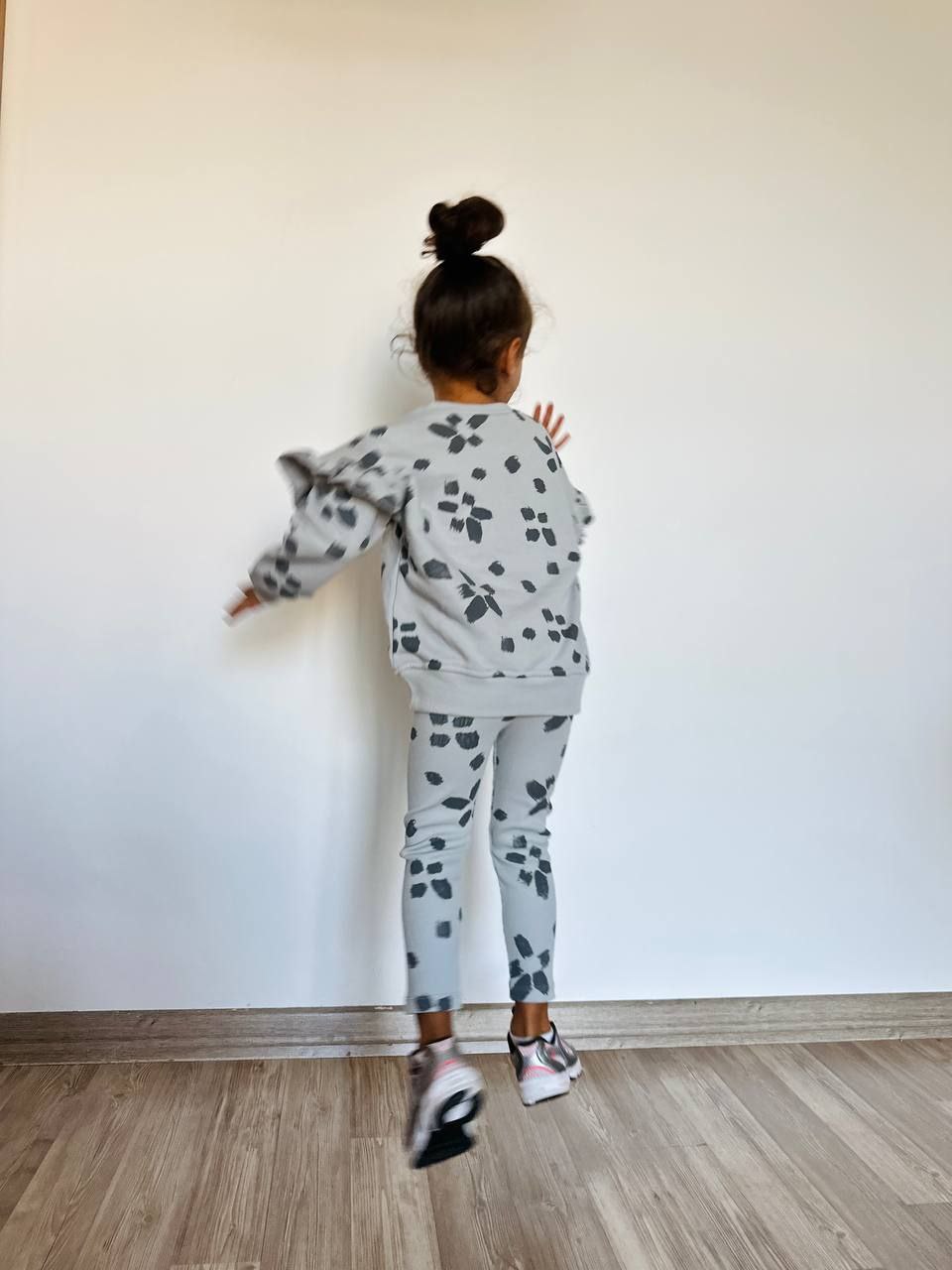 Grey Outfit With Legging For Girl 2-8y