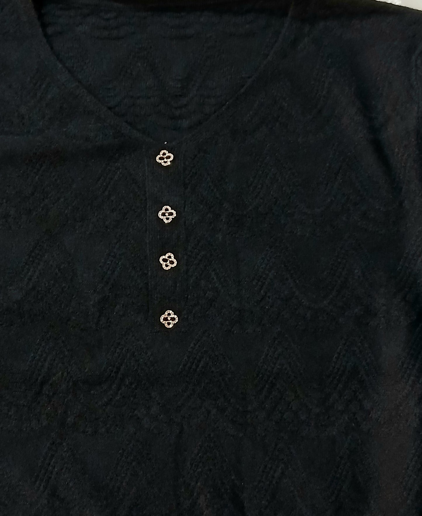 Black Top Long Sleeve With Design One Size