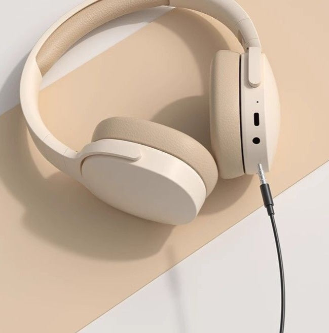 Wireless Over-Ear Headphones With Type-C Cable Charge