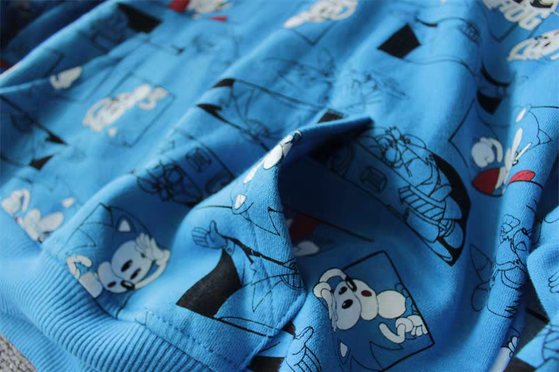 Light Hoodie With Fleece Sonic Design Size 6-7y
