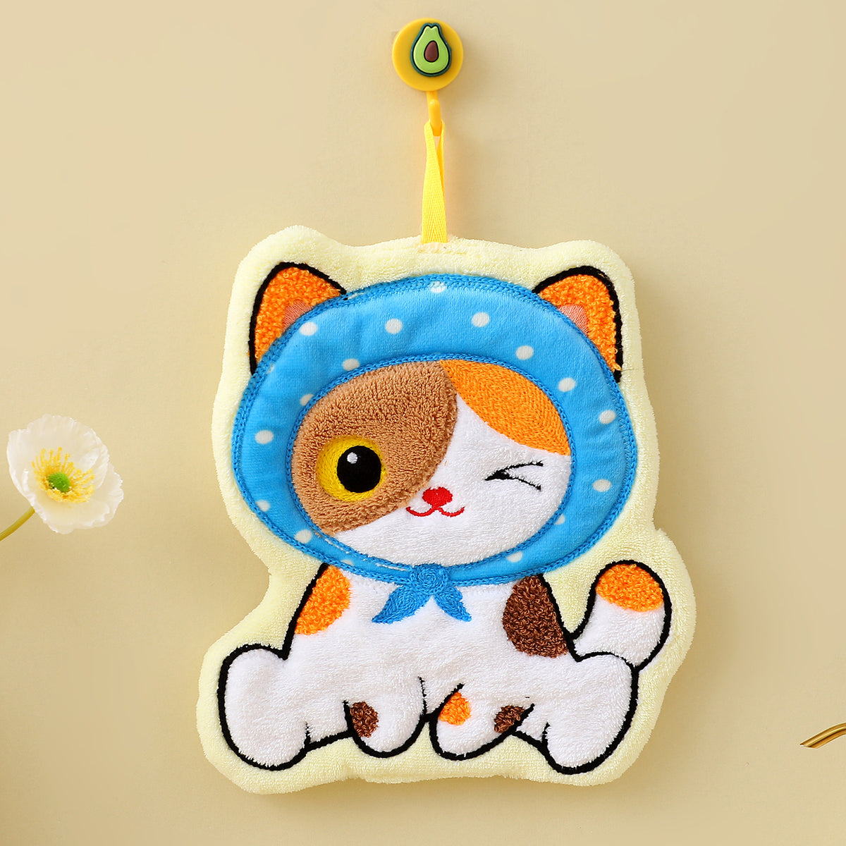 Cute Cat Coral Fleece Hanging Hand Towel – 24 × 19 cm
