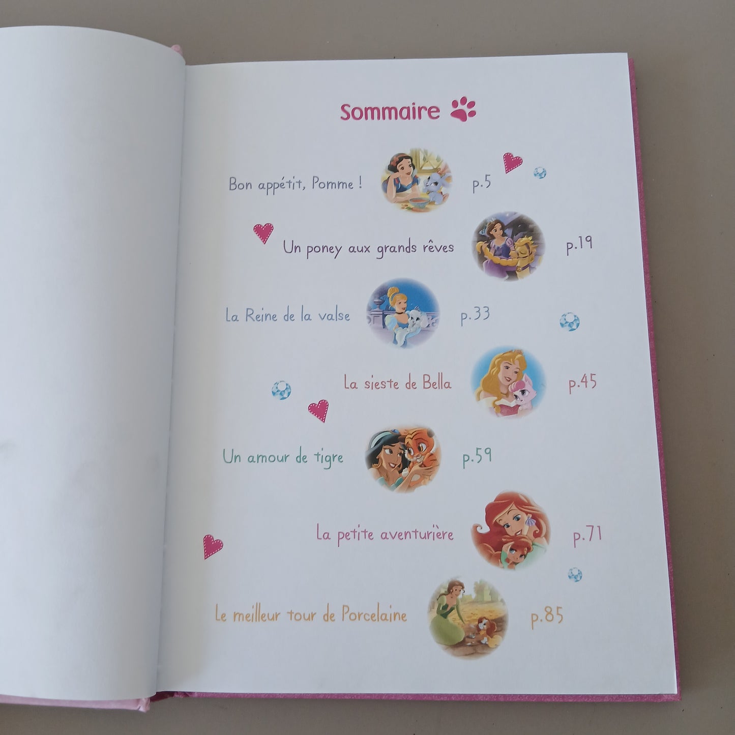 Disney " Palace Pets " Les Animaux Favoris Des Princesses - 7 Histoires | French Book | Hard Cover | 3+