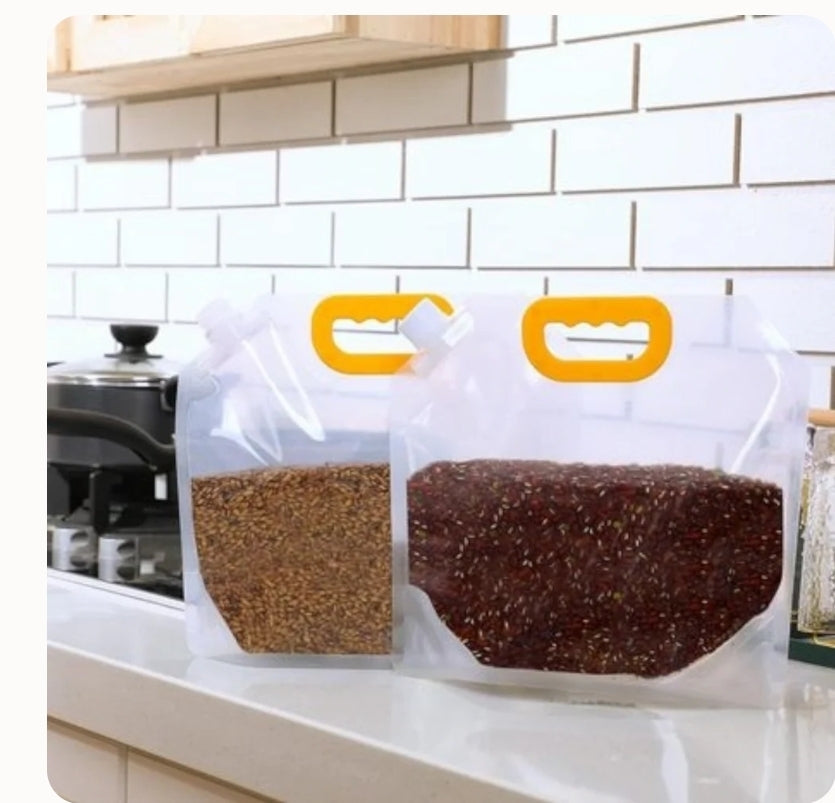 Stand-Up 2.5L / 5L Beverage Carry Pouch Bag Clear Food Grade With Side Spout