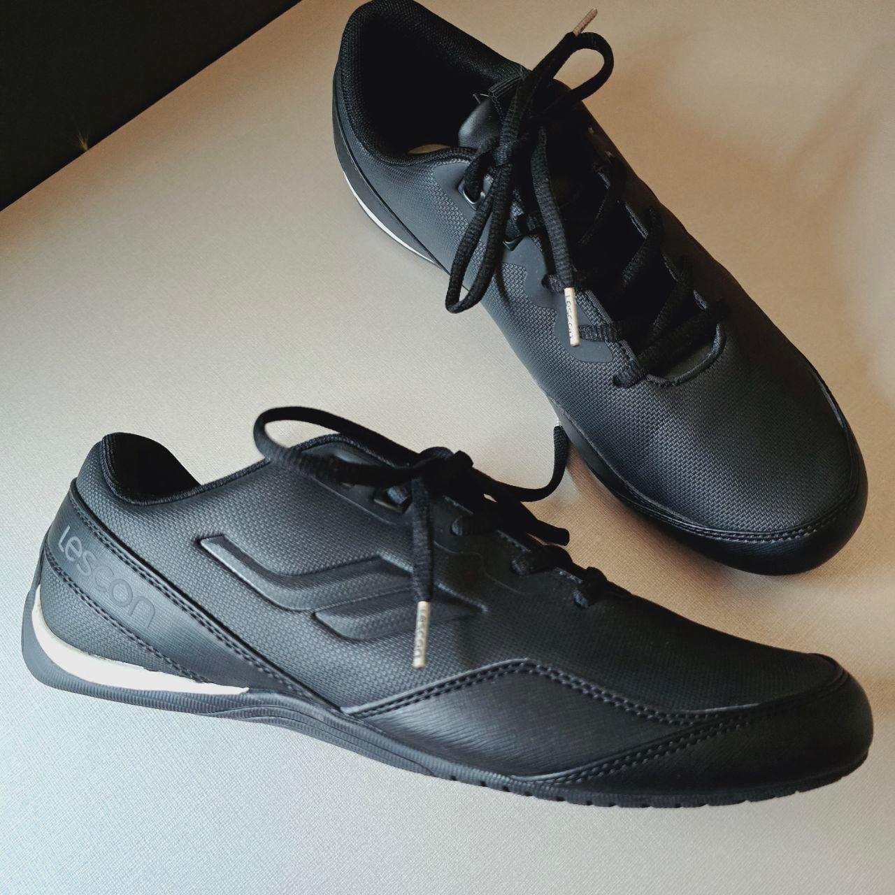 Shoes For Men Waterproof  Lescon Size 42