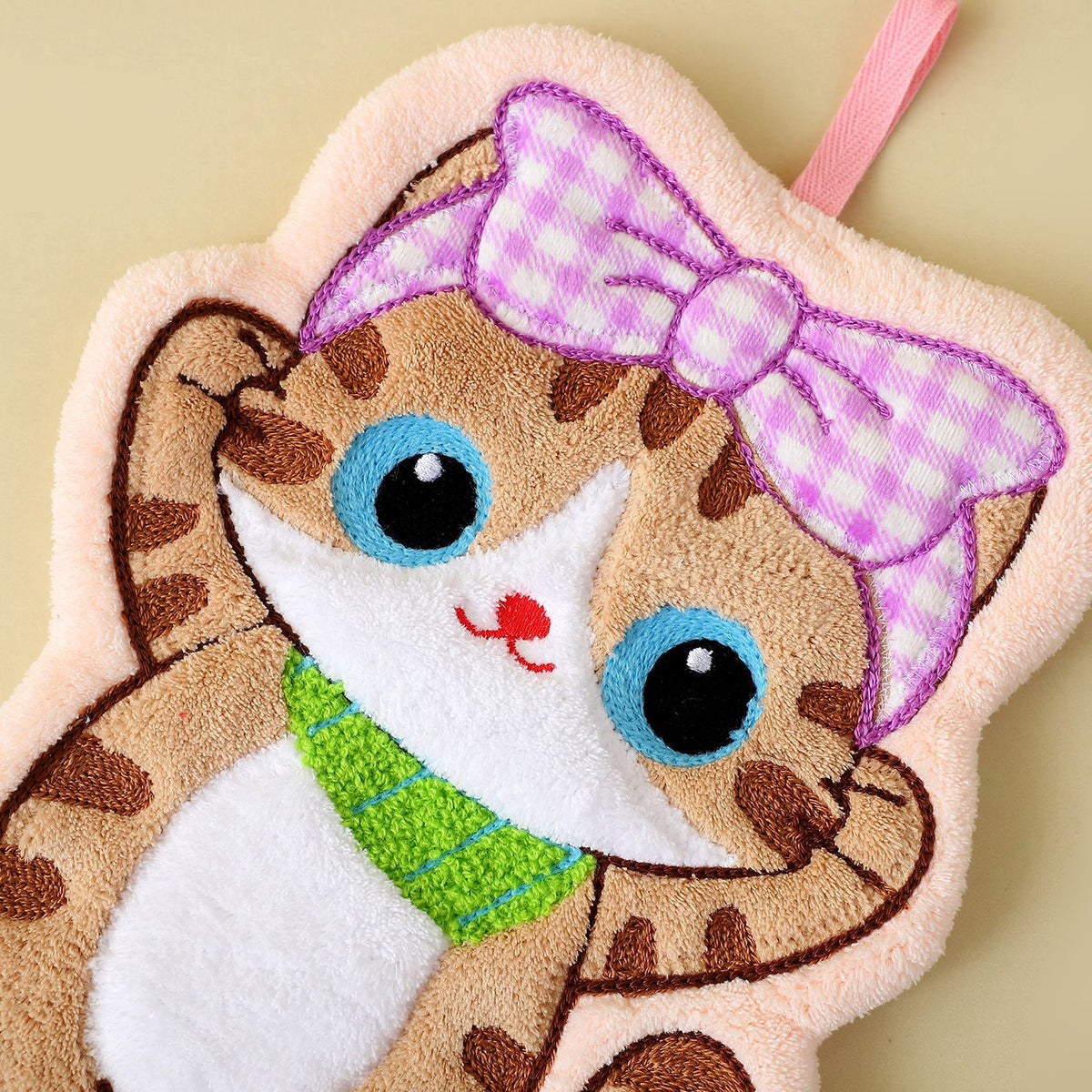Cute Cat Coral Fleece Hanging Hand Towel – 24 × 19 cm