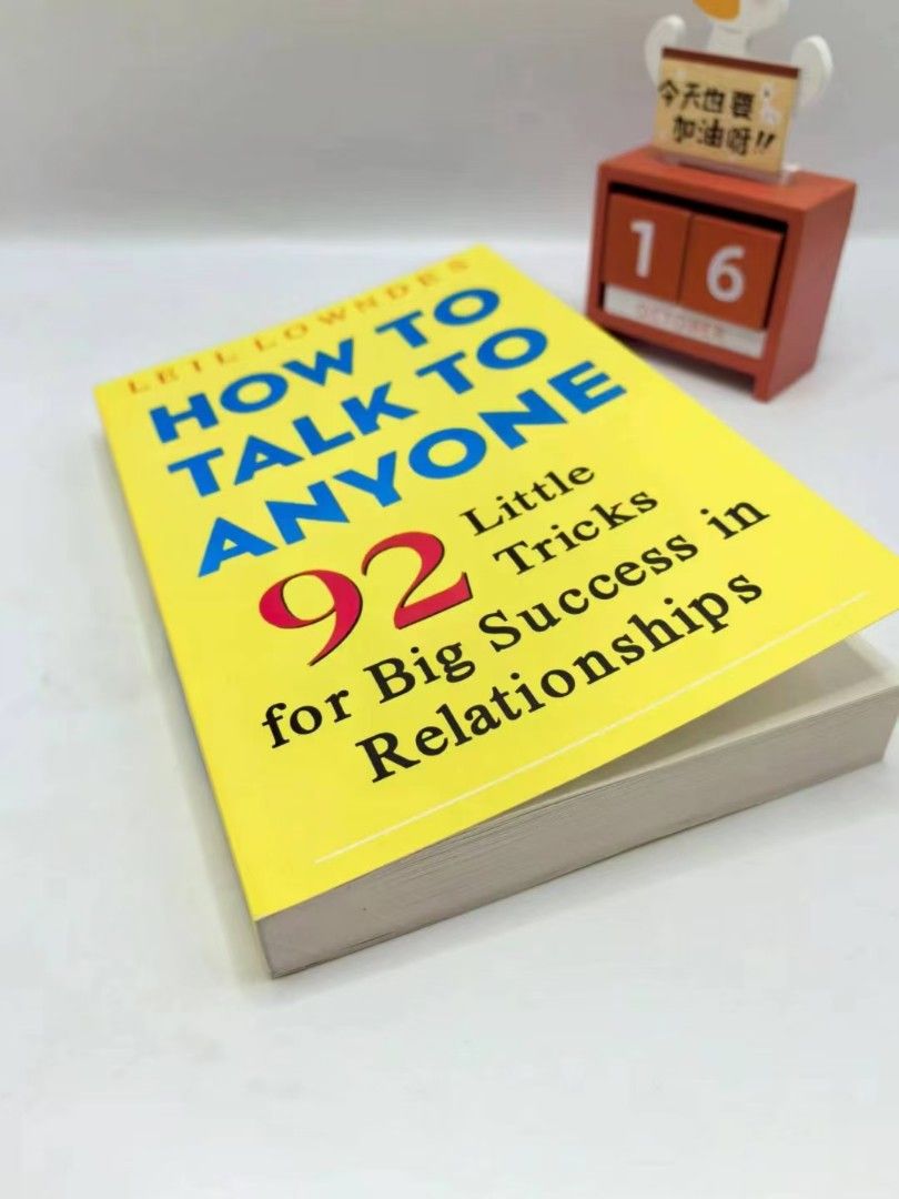 How to talk to anyone/92 little tricks for big success in relationships