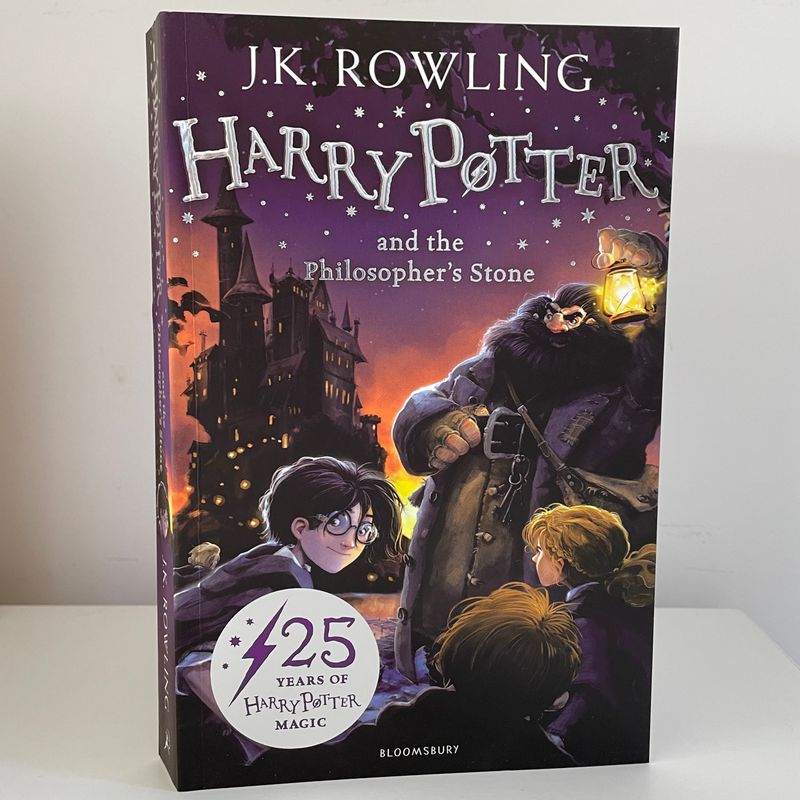 Harry Potter and the Philosopher's Stone – Illustrated Edition