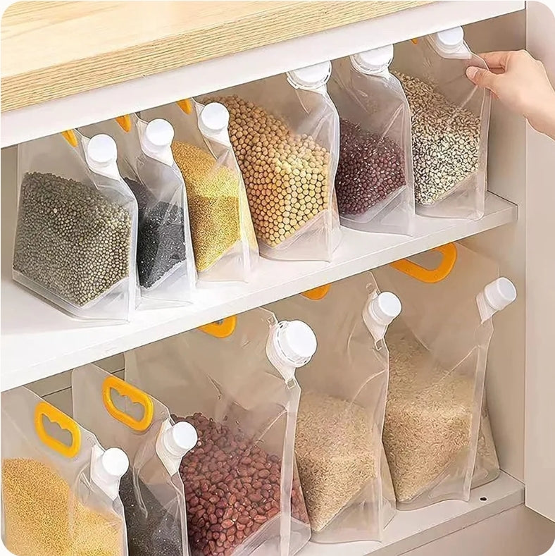 Stand-Up 2.5L / 5L Beverage Carry Pouch Bag Clear Food Grade With Side Spout