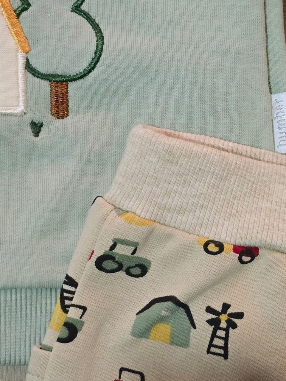 Nice Set For  Baby Boy Farm Design Size 0-9 Months