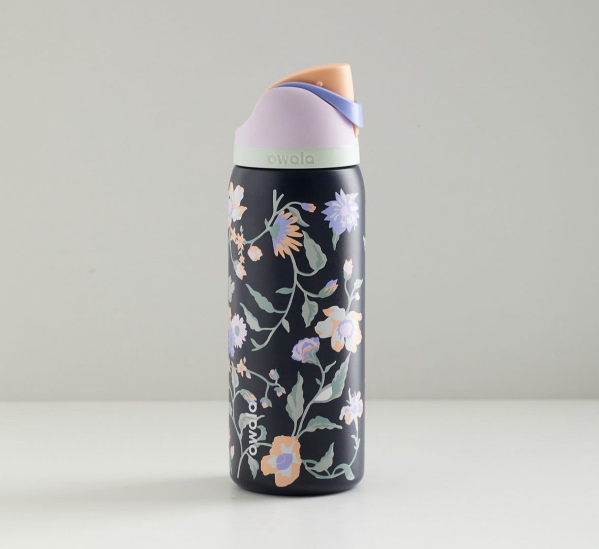 Owala Bottle Stainless Steel - FreeSip | Leak-proof | Midnight Garden | 710-950ml