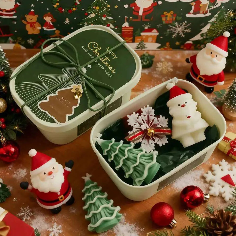 Christmas Scented Candle Gift Set | Red & Green