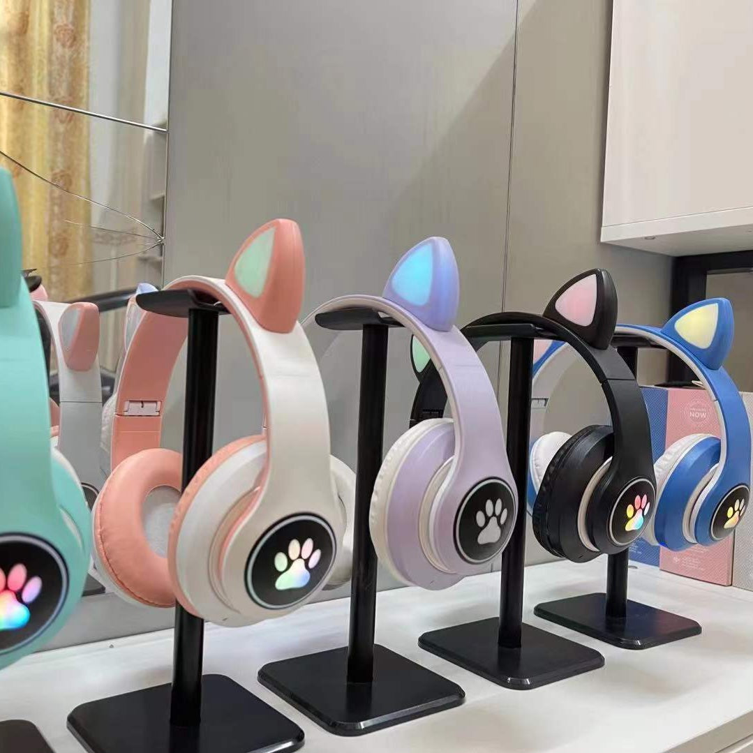 Cute Cat Ear Wireless Headphones- LED Lights, Noise Cancelling & Bluetooth 5.0