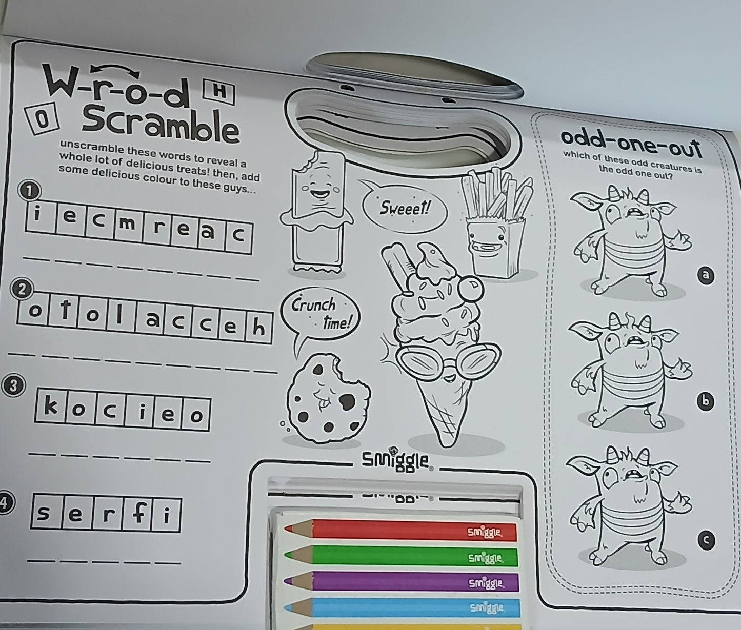 Smiggle By Me Carry Me - Activity Book | 40 Pages | 3+