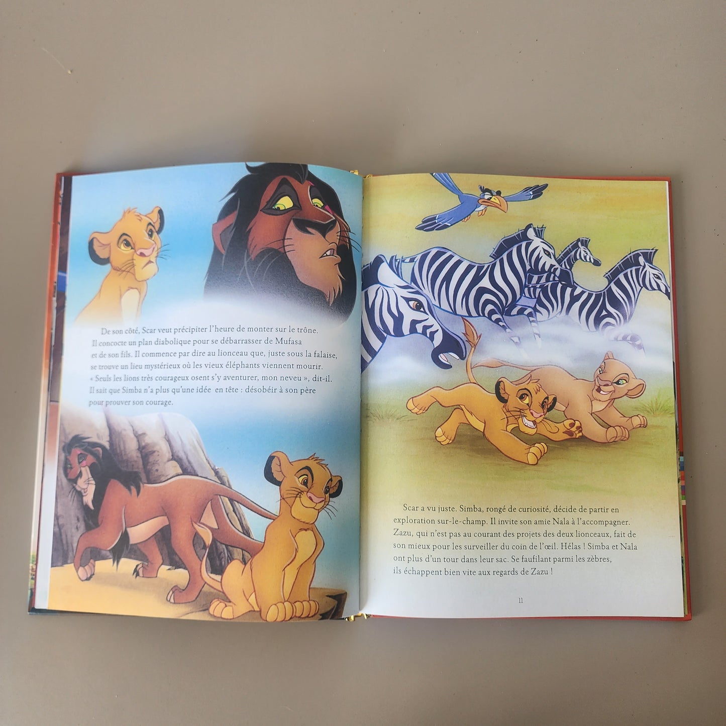 Disney " Le Roi Lion " French Book | Hard Cover | 3+